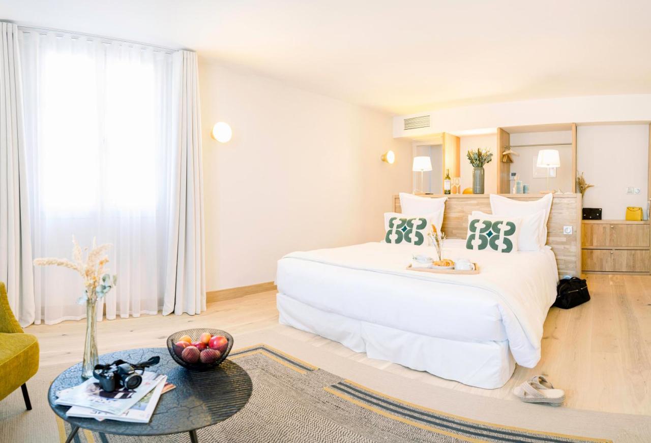 Suite of the Castle